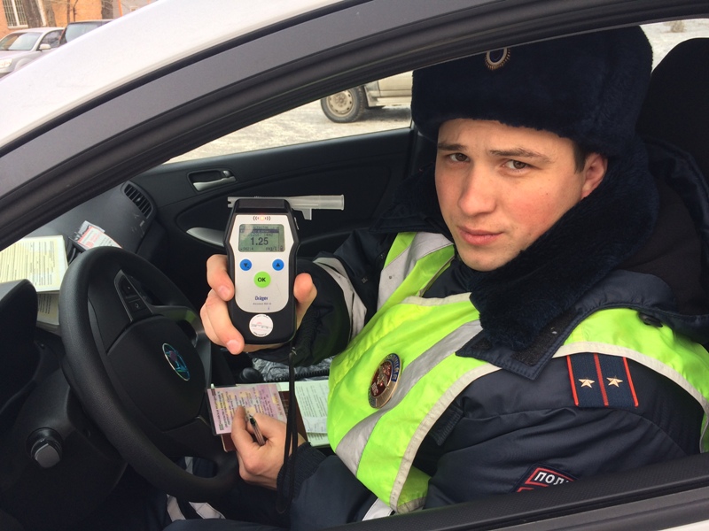 Водители в Красноярске даже днем садятся за руль пьяными 