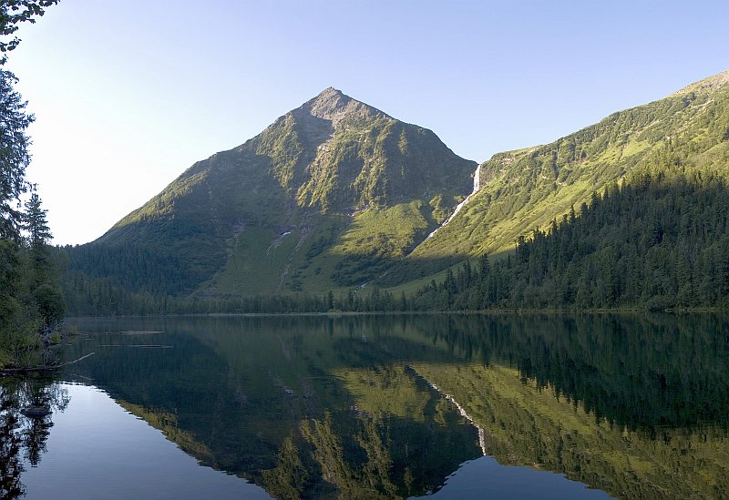 Кинзелюкский водопад Красноярский край