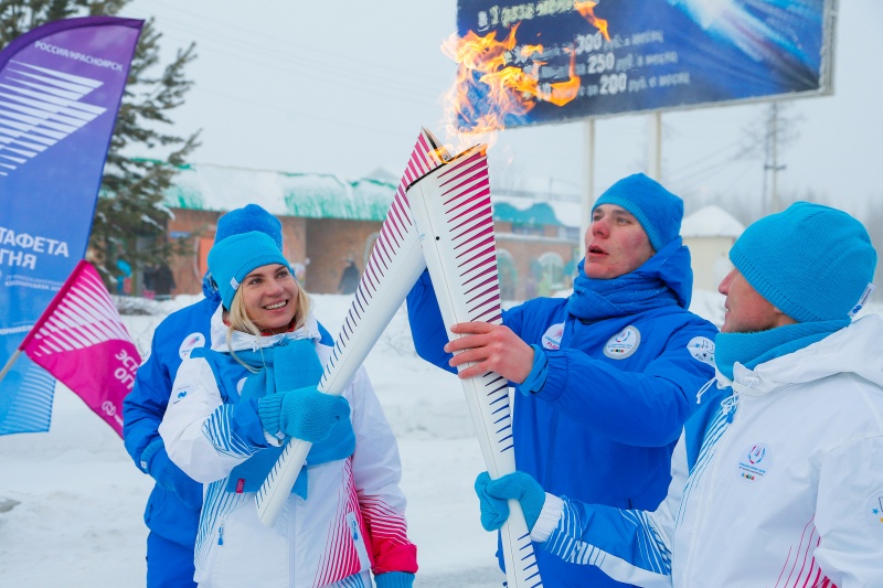 В Красноярском крае факелы Зимней универсиады-2019 пронесли по Кодинску