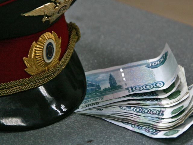За попытку дачи взятки житель Красноярска заплатит почти 2 млн рублей