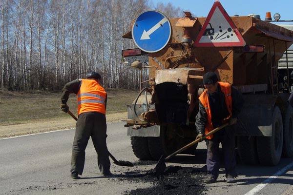 На официальном сайте администрации города Красноярска опубликован перечень автомобильных дорог, которые будут отремонтированы в 2015 году