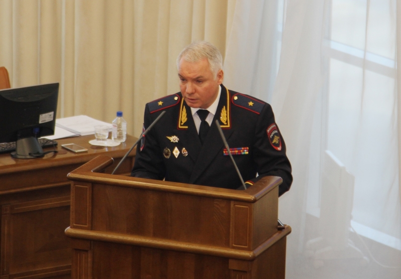 Начальник ГУ МВД по Красноярскому краю призвал власти оказать социальную поддержку участковым