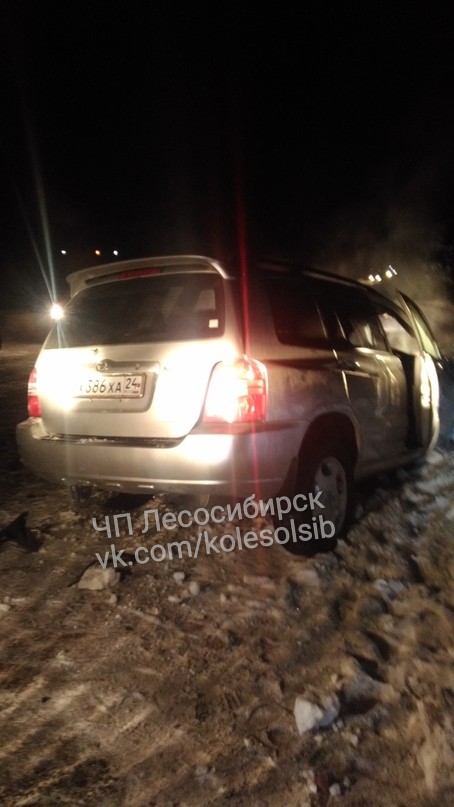 Под Красноярском в результате ДТП с грузовиком погиб водитель легковушки
