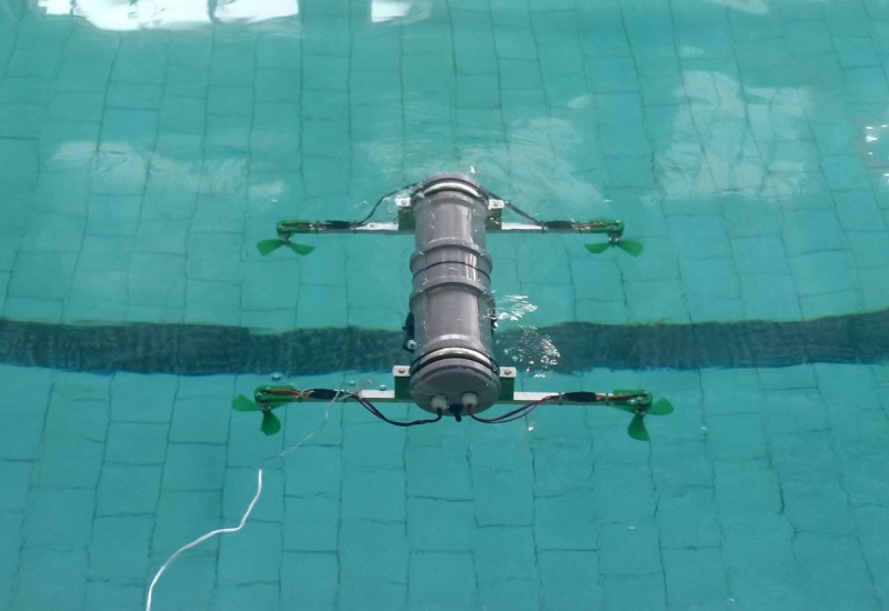 В Красноярске спроектировали подводного робота и показали его в деле