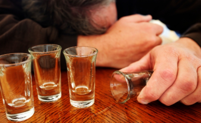 Почти половина жителей Красноярска предпочитает не пить на работе