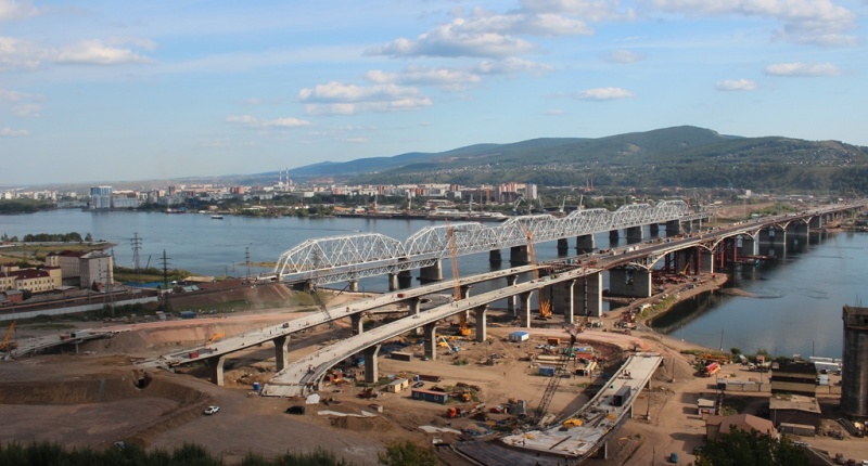 Строительство 4 моста через Енисей близко к завершению