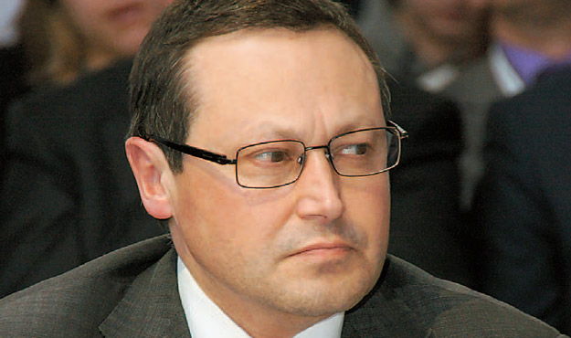 Эдхам Акбулатов прокомментировал заявления Александра Баталова о том, что чиновников администрации хотели подставить