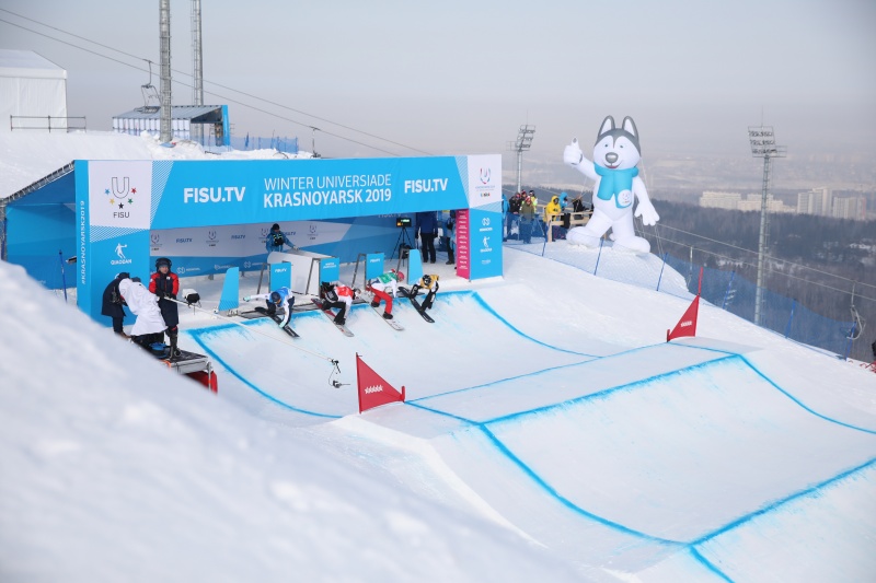 Уилл Малиш стал победителем Зимней универсиады-2019 в сноуборд-кроссе