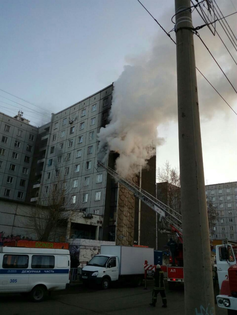 В Красноярске произошел пожар в общежитии: эвакуировали 30 человек 