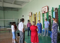 Депутаты Горсовета проверили спортивные залы и площадки