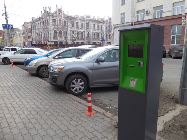 В Красноярске введут абонементы для платных парковок