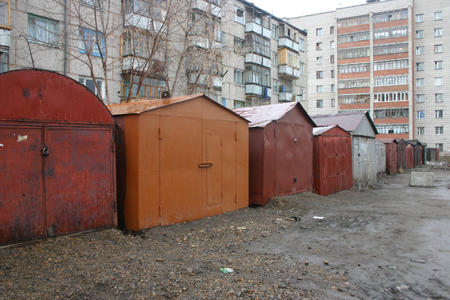 Почти 200 незаконных сооружений демонтируют в Советском районе Красноярска